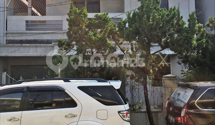 Janur Elok House, Kelapa Gading, North Jakarta