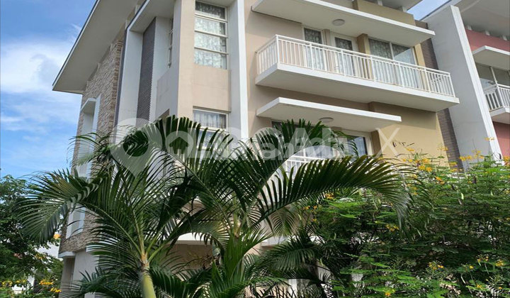 Rumah Sherwood Garden, Kelapa Gading, Jakarta Utara