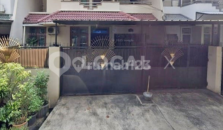 West Lake Indah Barat House, Sunter, Tanjung Priok, North Jakarta