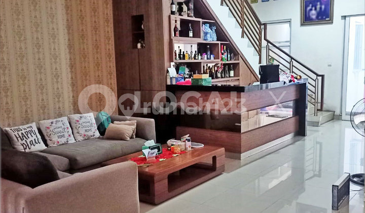 Rumah Grand Orchard Ebony Kelapa Gading, Jakarta Utara Rumah Grand Orchard Ebony Kelapa Gading, Jakarta Utara