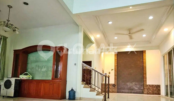 Rumah Danau Elok Komp Dki Sunter, Jakarta Utara