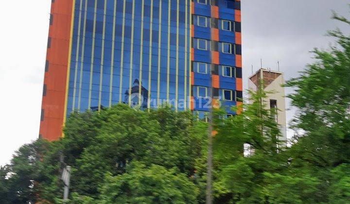 Gedung Siap Pakai di Jalan Raya Letjen S. Parman,dekat Mal Central Park Dan Taman Anggrek 1