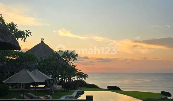 Luxury Cliff Front Villa Bali 1.3 ha, sunrise and sunset views