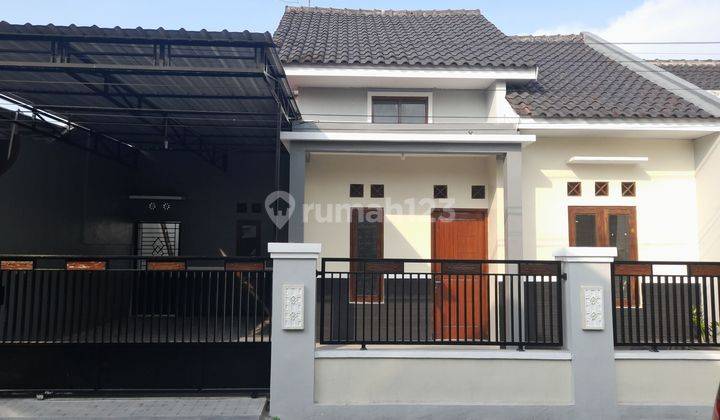 Rumah Bagus Siap Huni Gumpang Dekat Superindo  2