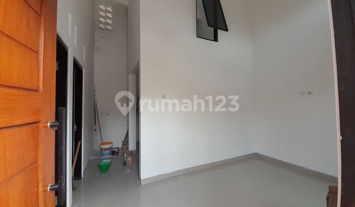 Affordable House in Colomadu, Strategically Located Near Akfis Gedongan Campus. 2