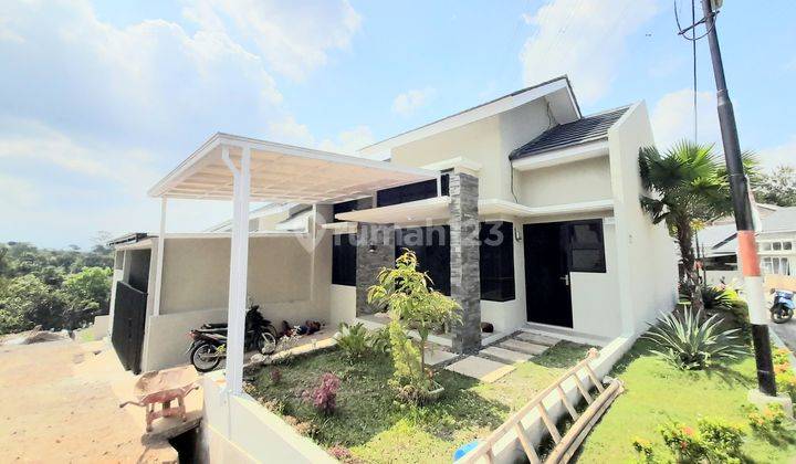 Rumah Bagus Modern Minimalis Karangklesem Dekat Jalan Raya Kota 1