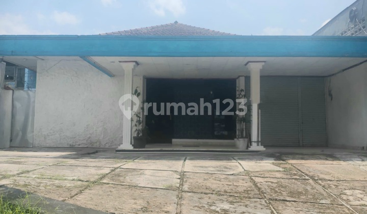 Rumah Klasik Kober Strategis Dekat Stasiun 2