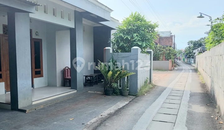 Watumas Spn Non-Estate House Ready to Occupied North Purwokerto Watumas Spn Non-Estate House Ready to Occupied North Purwokerto