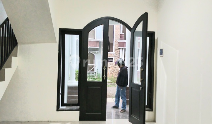 Rumah 2 Lantai Siap Huni Dekat Unwiku Karangsalam