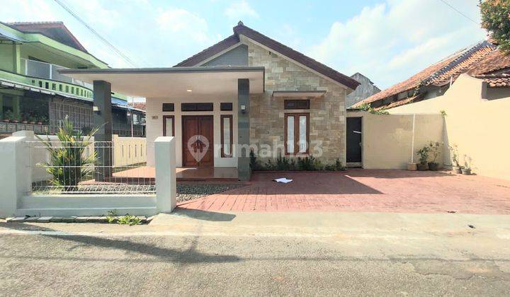 Rumah Tengah Kota Strategis Dekat Jalan Protokol Jend Sudirman  1