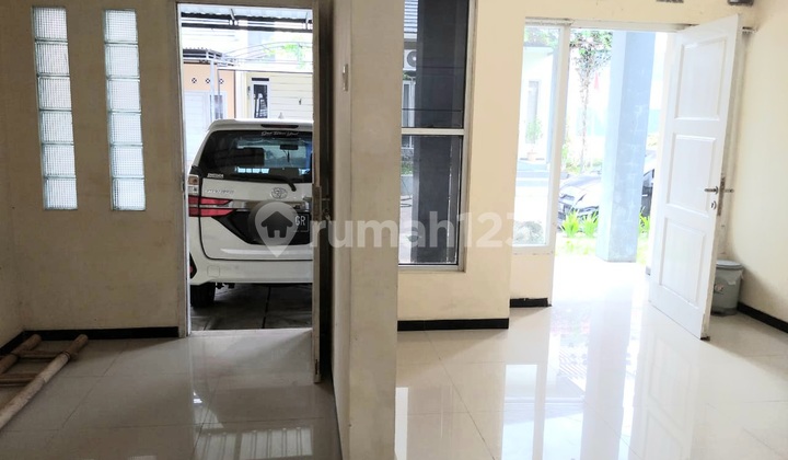 Strategic House in the City Center of Kranji Near Rita Mall 2