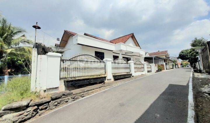 Rumah Strategis Hook Bantarsoka Dekat Stasiun 1