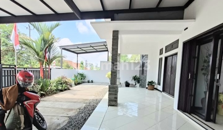 Rumah 2 Lantai Sumbang Strategis Pinggir Jalan Raya 2