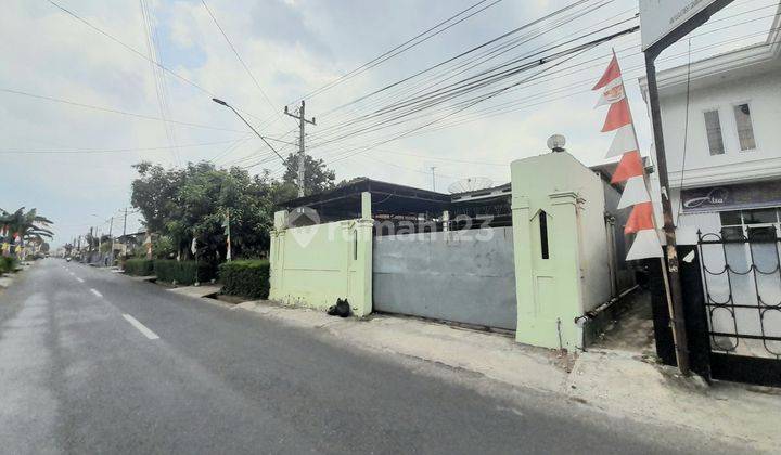 Rumah 2 Lantai Pinggir Jalan Kembaran Strategis Dekat Kampus Ump 2