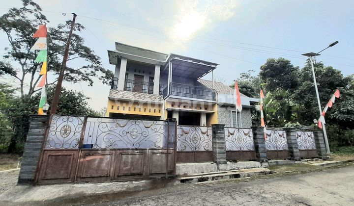 Two-Story House Hook Karangtengah Baturaden Near Tourist Attractions 2