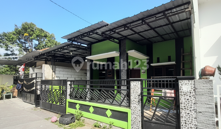 Rumah Siap Huni Strategis Dekat Pasar Tambaksogra Rumah Siap Huni Strategis Dekat Pasar Tambaksogra