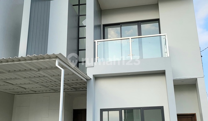 Rumah Elite 2 Lantai Buntown Residence Strategis Tengah Kota