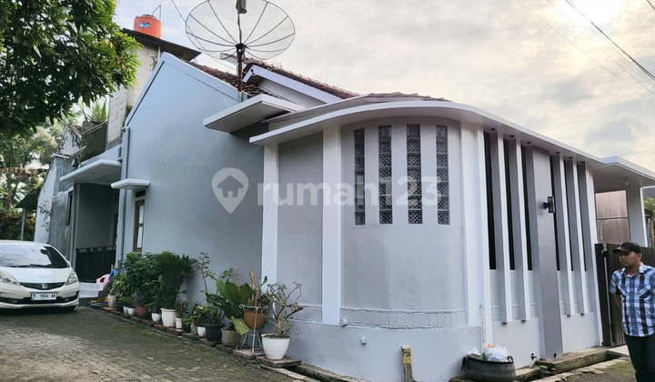 Rumah Cantik Hook 2 Lantai Sumbang Siap Huni