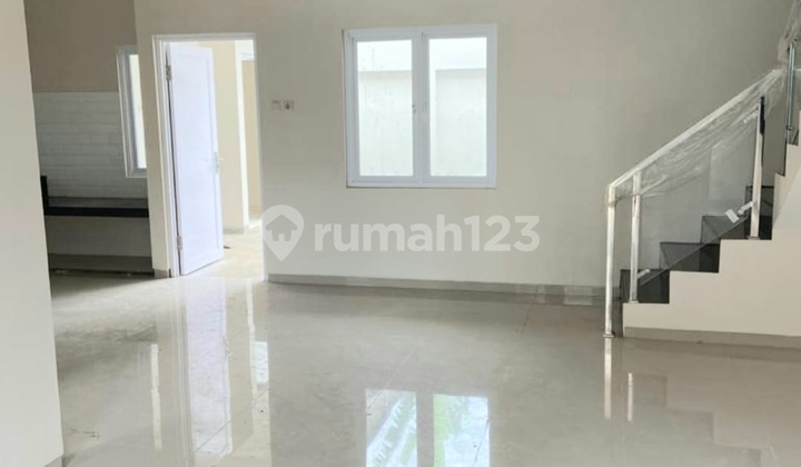 New 2-Story House in Bancarkembar Estate, Strategically Located Near Aston 2