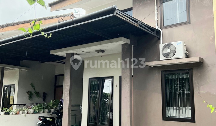 Mezzanine House Ready to Occupy Strategically Located in the City Center Near Moro 2