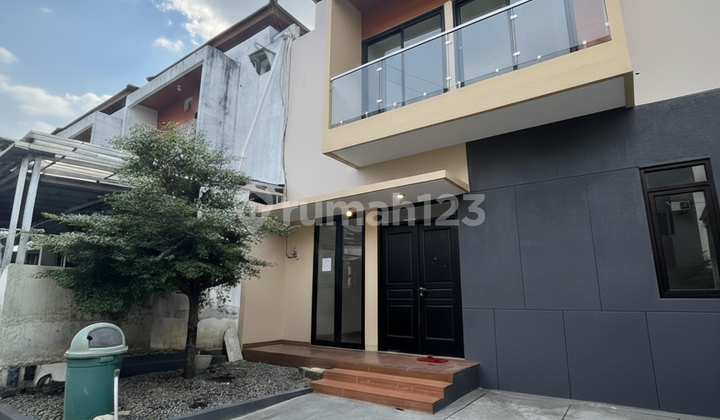 Rumah 2 Lantai Mid Town Residence Tengah Kawasan Unsoed Rumah 2 Lantai Mid Town Residence Tengah Kawasan Unsoed