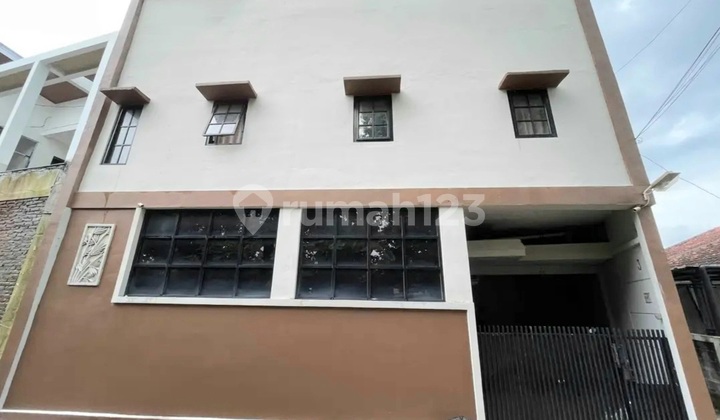 Rumah Kost Bagus 2 Lantai Sumampir Dekat Kampus Rumah Kost Bagus 2 Lantai Sumampir Dekat Kampus