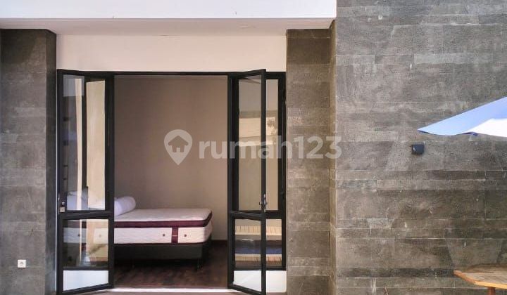 Luxury House with Swimming Pool in Gading Serpong