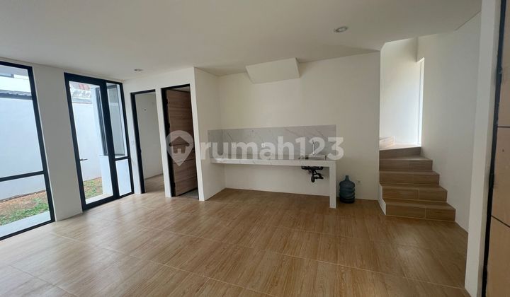 Rumah 2 Lantai Cendana Icon Lippo Karawaci