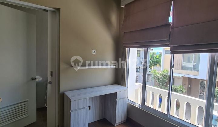 Two-story furnished house in Gading Serpong