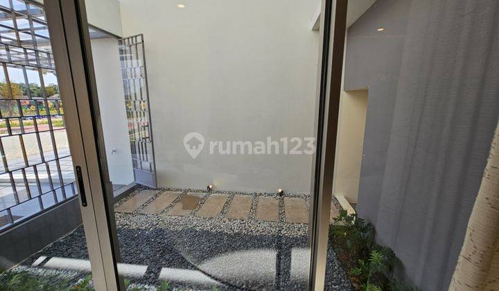 Rumah 2 Lantai Baru Unfurnished di BSD, Tangerang 2