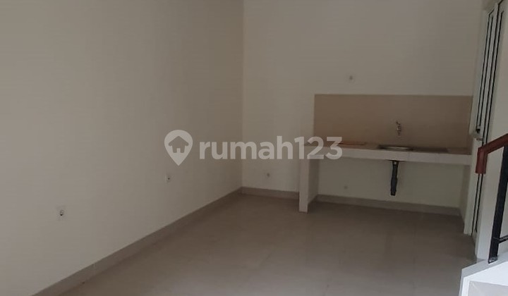 Rumah Bagus SHM di Kluster Thomson Gading Serpong 2