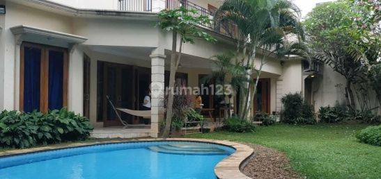 Dijual Rumah Mewah di Kemang Jakarta Selatan Semi Furnished 1