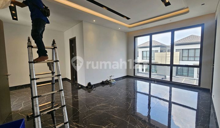 Disewakan Rumah Zora Bsd City 3 Lantai Semifurnish 1