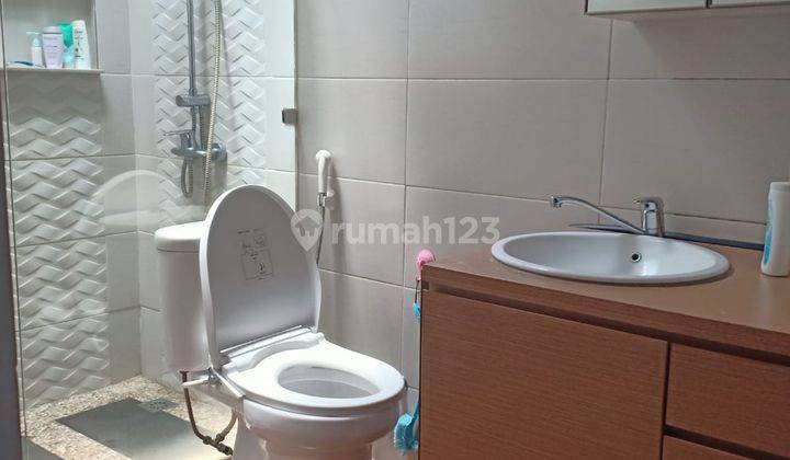 Rumah Furnish 2 Lantai Di Alam Sutera Rumah Furnished Sudah Renovasi SHM - Sertifikat Hak Milik di Alam Sutera 2