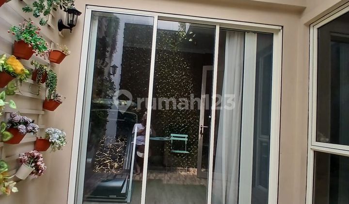 Rumah The Spring Flaminggo Semifurnish Gading Serpong 2