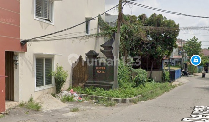 For Sale 3-Story Shophouse in Taman Royal Cipondoh Housing Complex 2