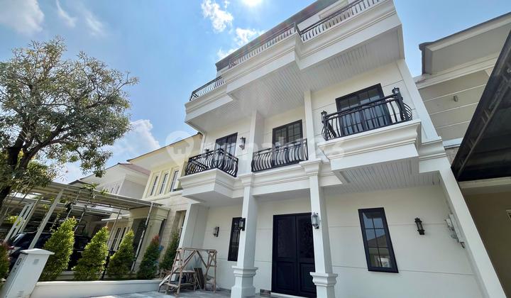 Rumah 4 Lantai Bagus Unfurnished SHM di Cluster Onyx Alam Sutera, Tangerang, Banten, Tangerang