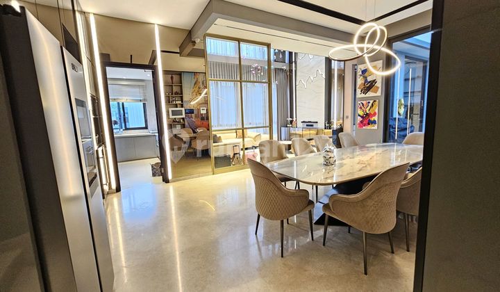 Rumah Navapark Premium 3 Lantai Bsd City