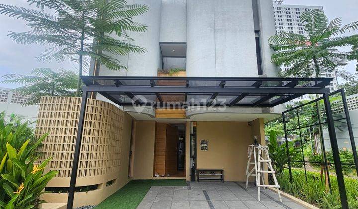 Dijual Rumah 3 Lantai di Bsd, Tangerang 1