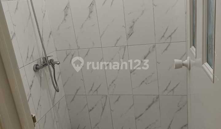 Rumah Bagus SHM di Nusa Loka Bsd, Tangerang 2