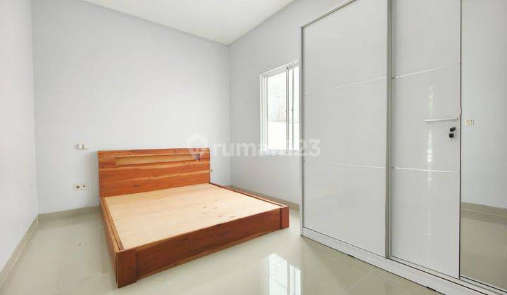 Rumah Furnished Disewakan  2