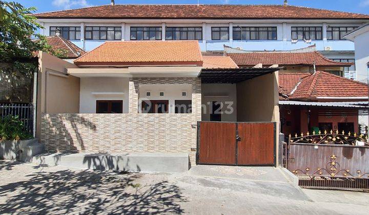 Rumah murah bagus unfurnished SHM Ubung  1