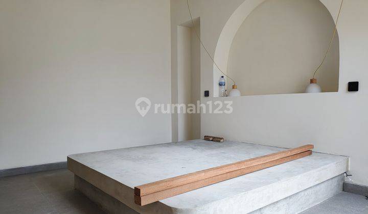 Rumah Semi Villa Gaya Mediterranean Furnished Kontrakan Baru SHM - Sertifikat Hak Milik di Canggu 2