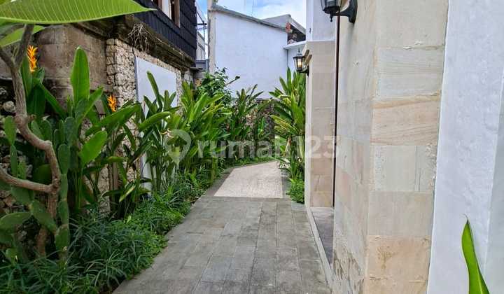 Villa Sewa Tahunan Unfurnished Mertanadi Di Seminyak