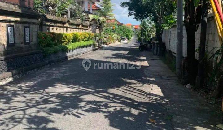  Rumah Unfurnished Bagus SHM - Sertifikat Hak Milik di Renon 2