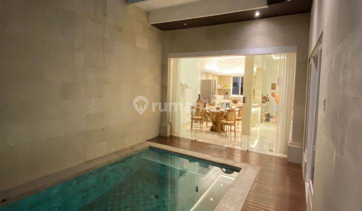 Brand New Villa  Rumah Furnished Sudah Renovasi SHM - Sertifikat Hak Milik di Seminyak 1