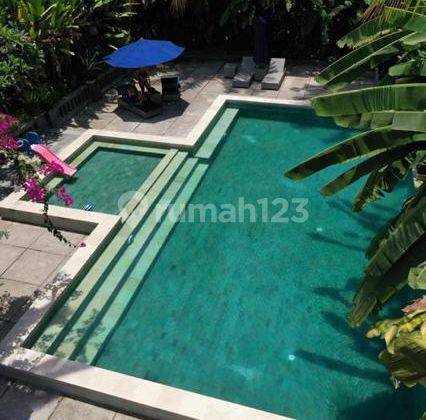  Rumah Villa  Furnished Bagus SHM - Sertifikat Hak Milik di Jalan pantai muding , Anturan 1