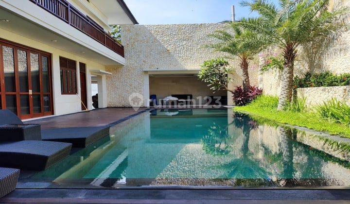  Well Furnished SHM Annual Rental Villa House - Certificate of Ownership in Canggu 1