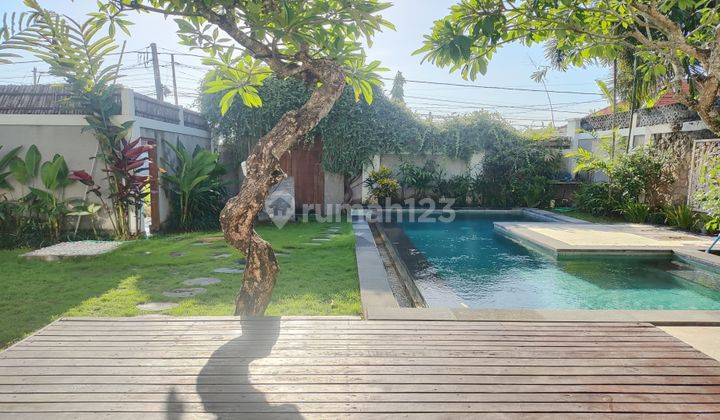 Villa Umalas Bali For Leasehold 10 Years Old  Furnished Bagus SHM - Sertifikat Hak Milik di Umalas Rumah 2