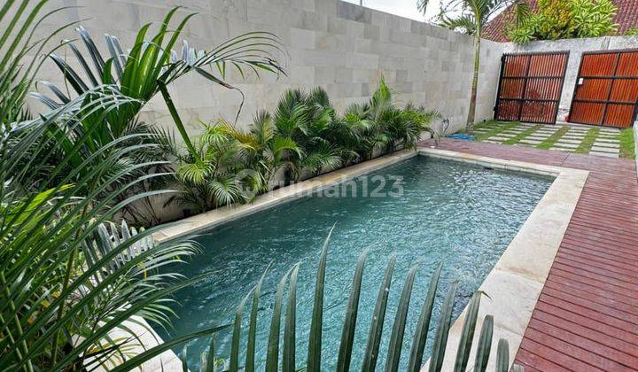  Rumah Villa  Furnished Baru SHM - Sertifikat Hak Milik di Cemagi 1